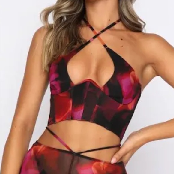 White Fox Bustier - Fantasy World in Pink Flame - Picture 2 of 3